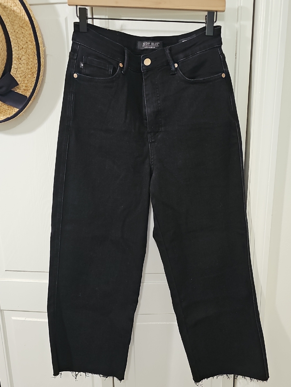 Judy Blue Black High-Rise Crop Jeans.
